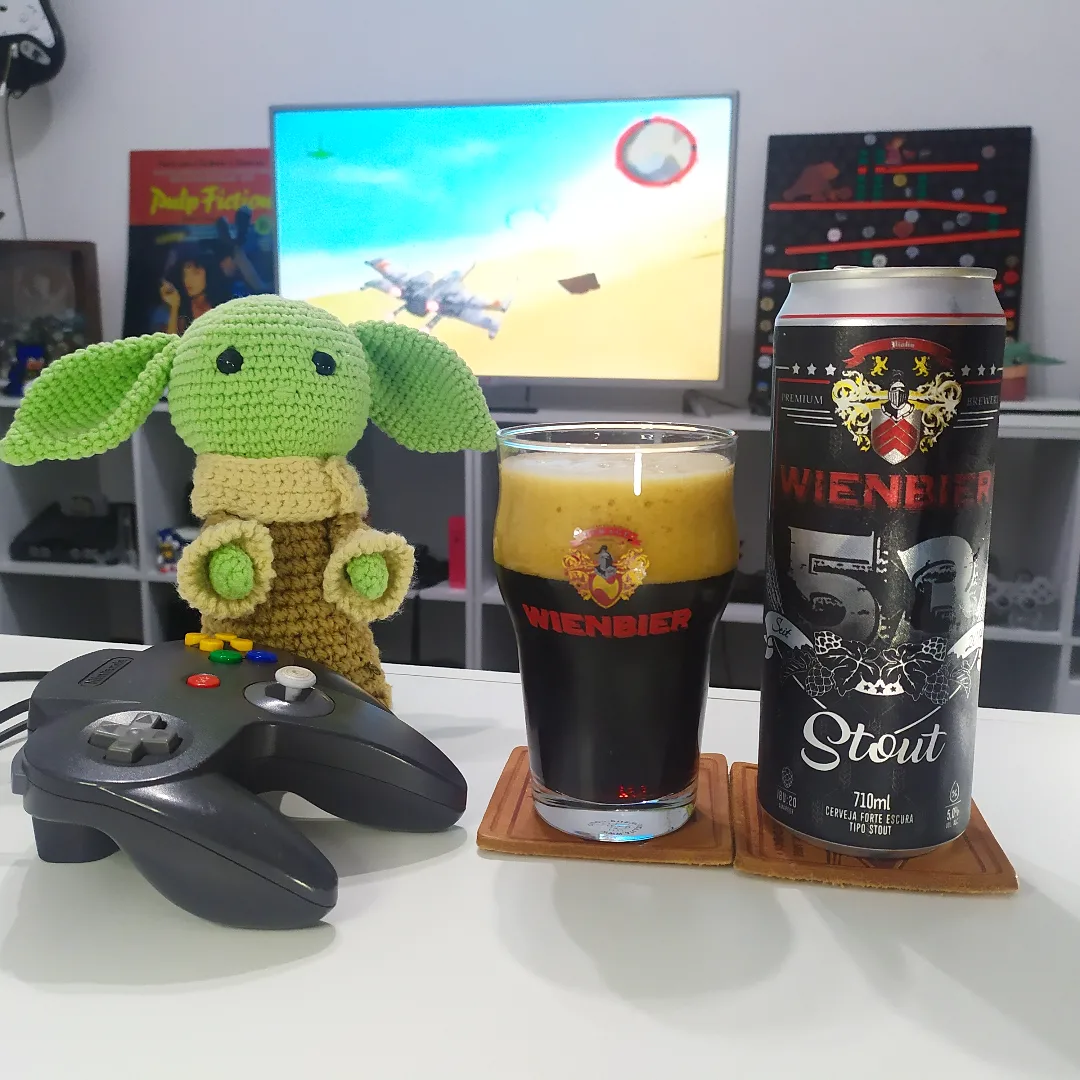 Star Wars: Rogue Squadron do Nintendo 64 com a Stout da Wienbier