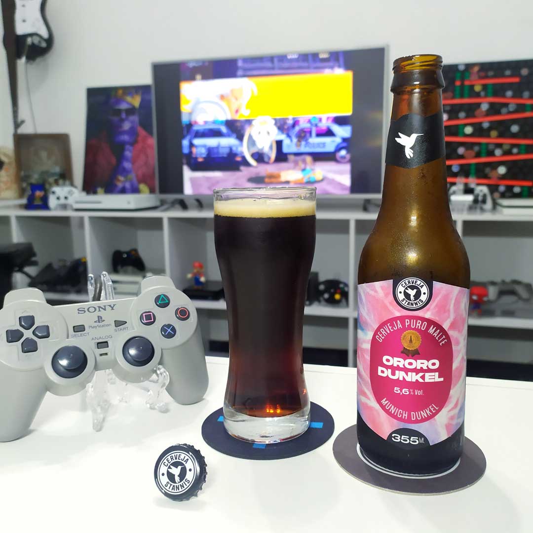 Provando a Stannis Ororo Dunkel e jogando X-Men vs. Street Fighter