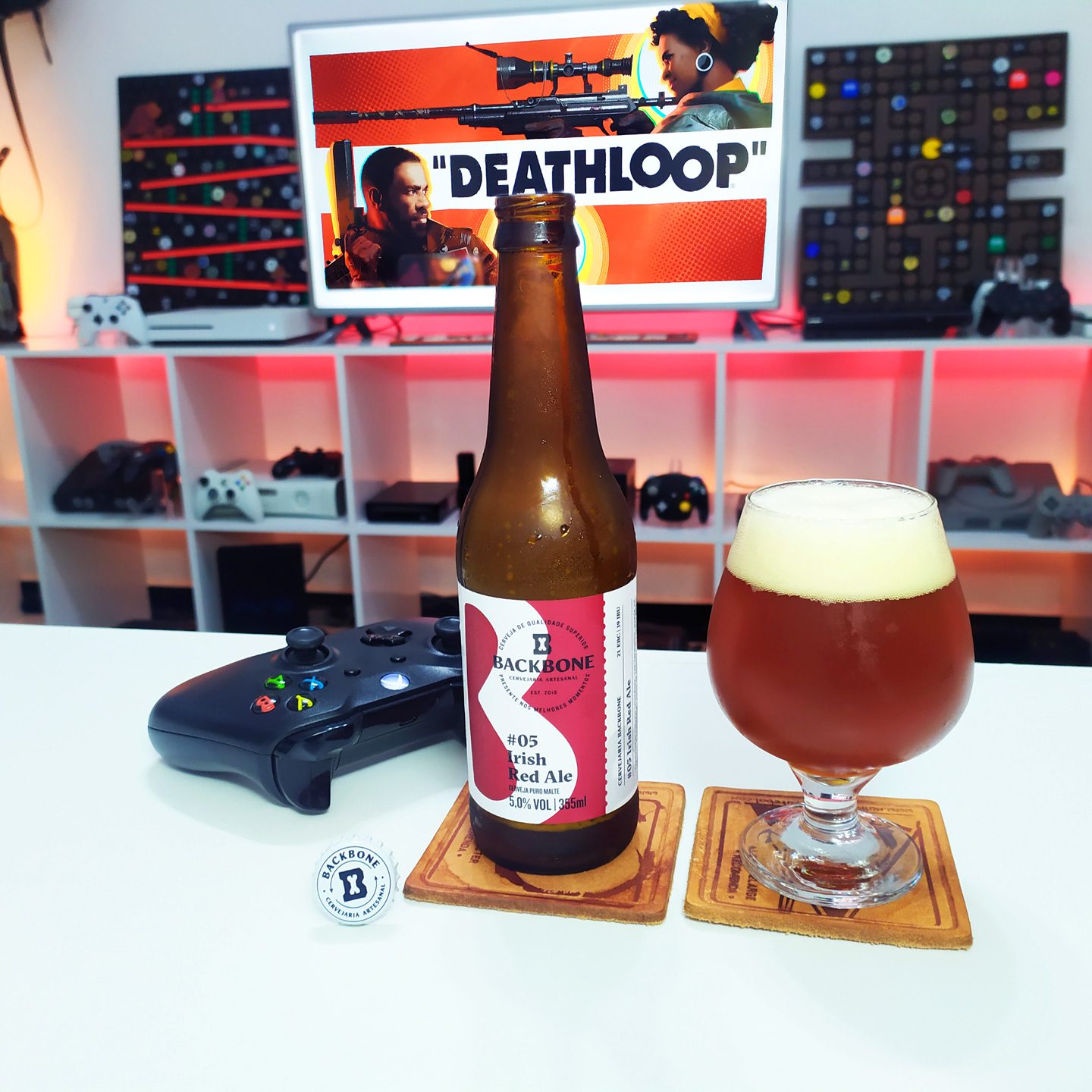 A Irish Red Ale da cervejaria Backbone com DEATHLOOP no Xbox