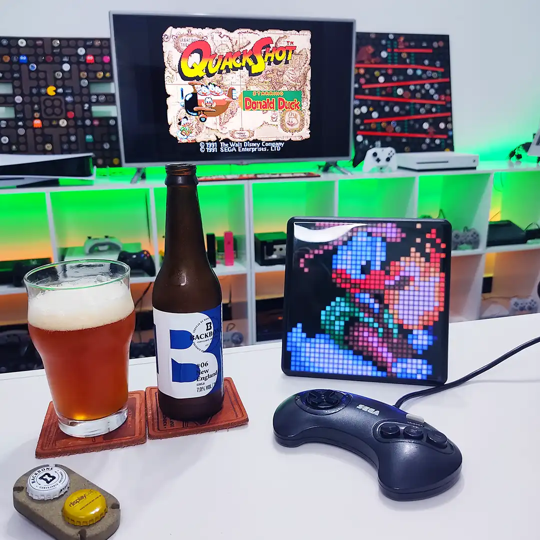 Review da NEIPA da Cervejaria Backbone com Quack Shot no Mega Drive