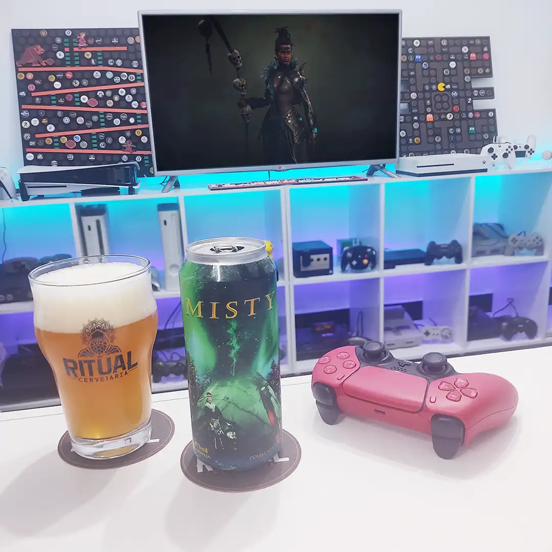 Misty a Double New England IPA da Ritual Cervejaria com a Maga de Diablo 4