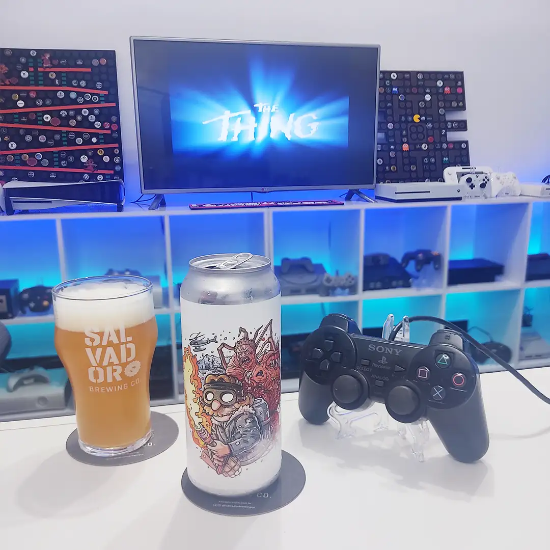 The Thing (o jogo) com The Thing a Double NE IPA da Cervejaria Salvador