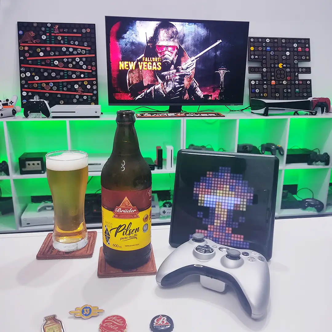 Fallout: New Vegas no Xbox 360 com a Pilsen puro malte da Cervejaria Brüder