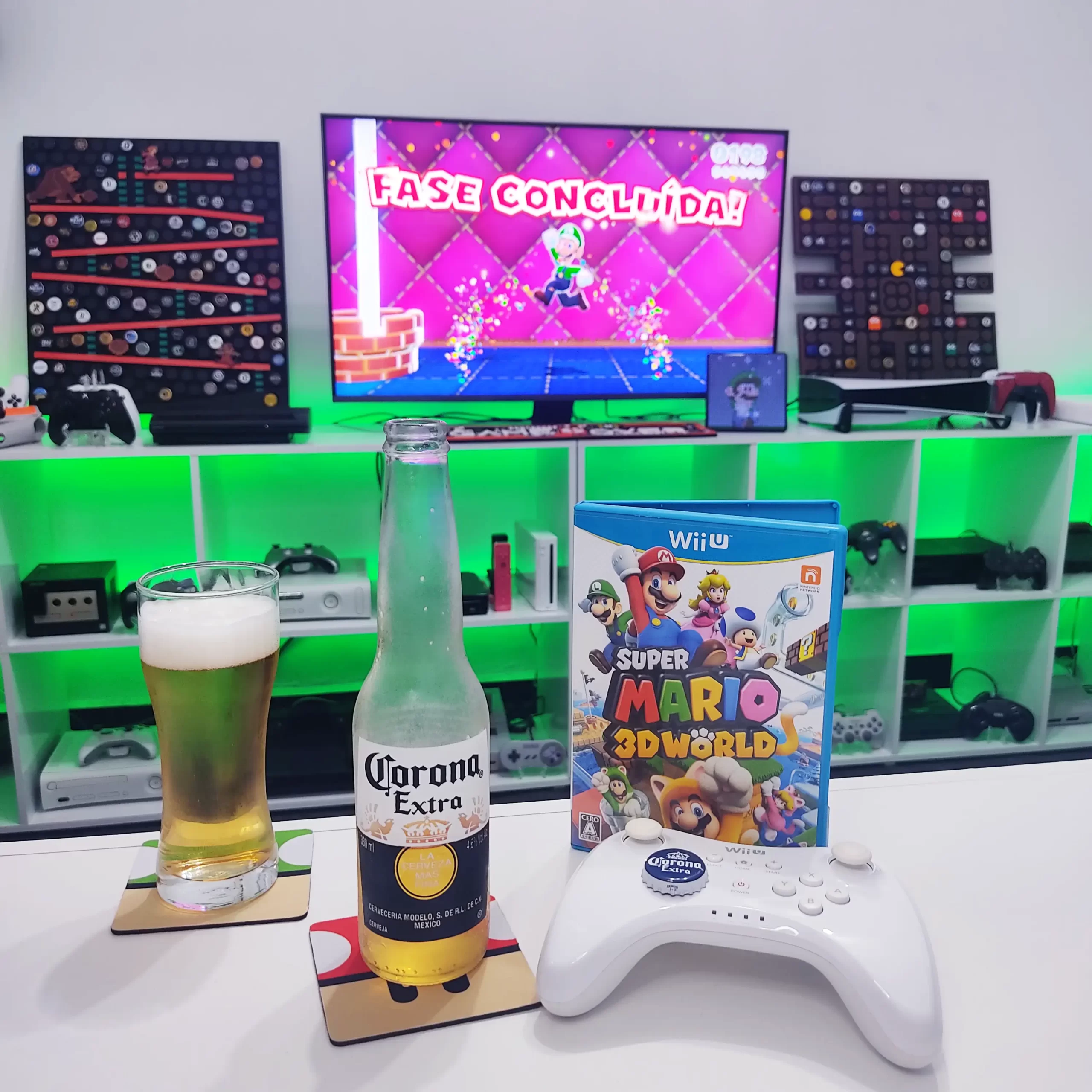 Super Mario 3d World, gameplay com Luigi, com a clássica Corona.