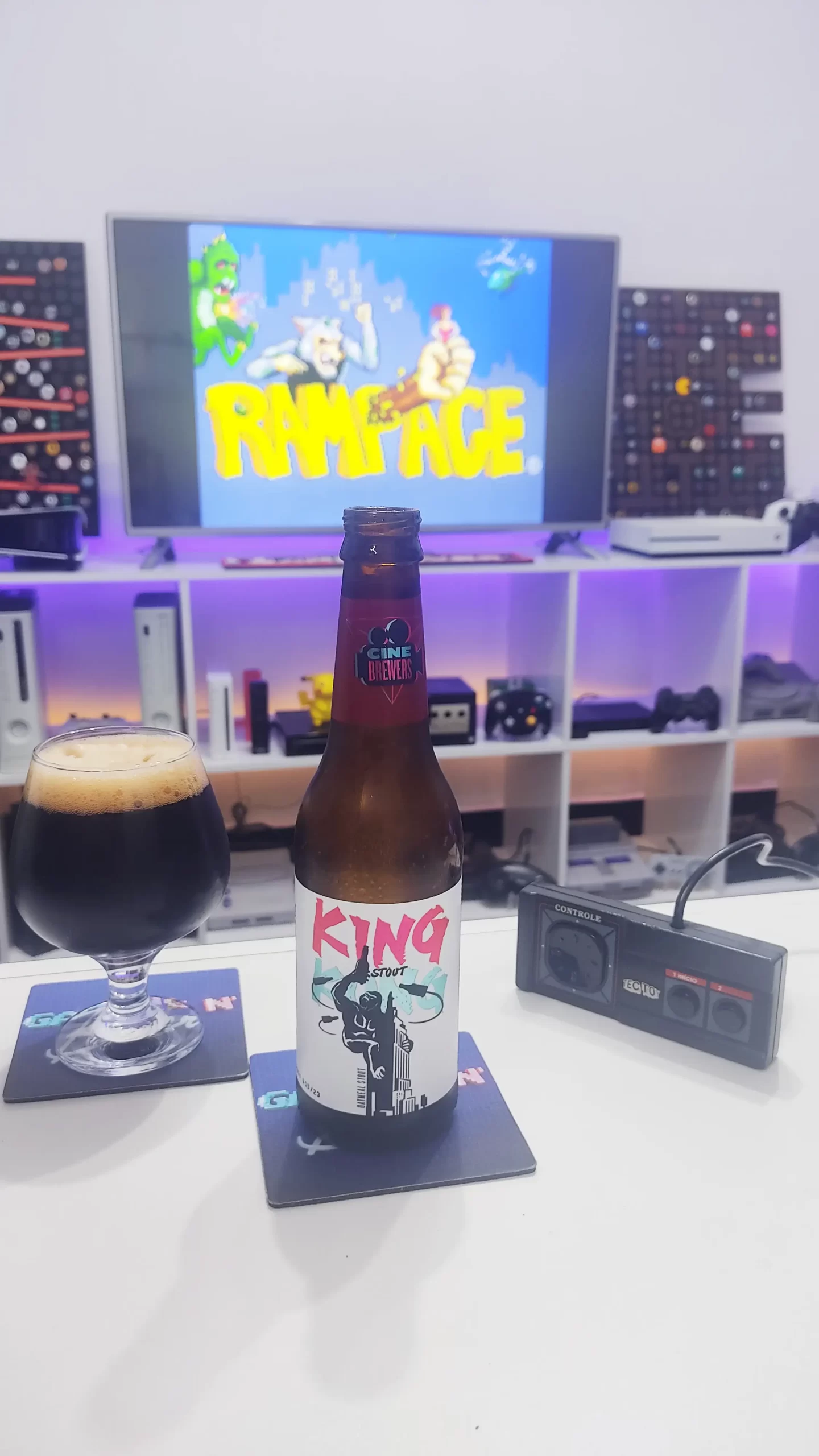 A King é uma Oatmeal Stout do Clube do Malte com Rampage, no Master System