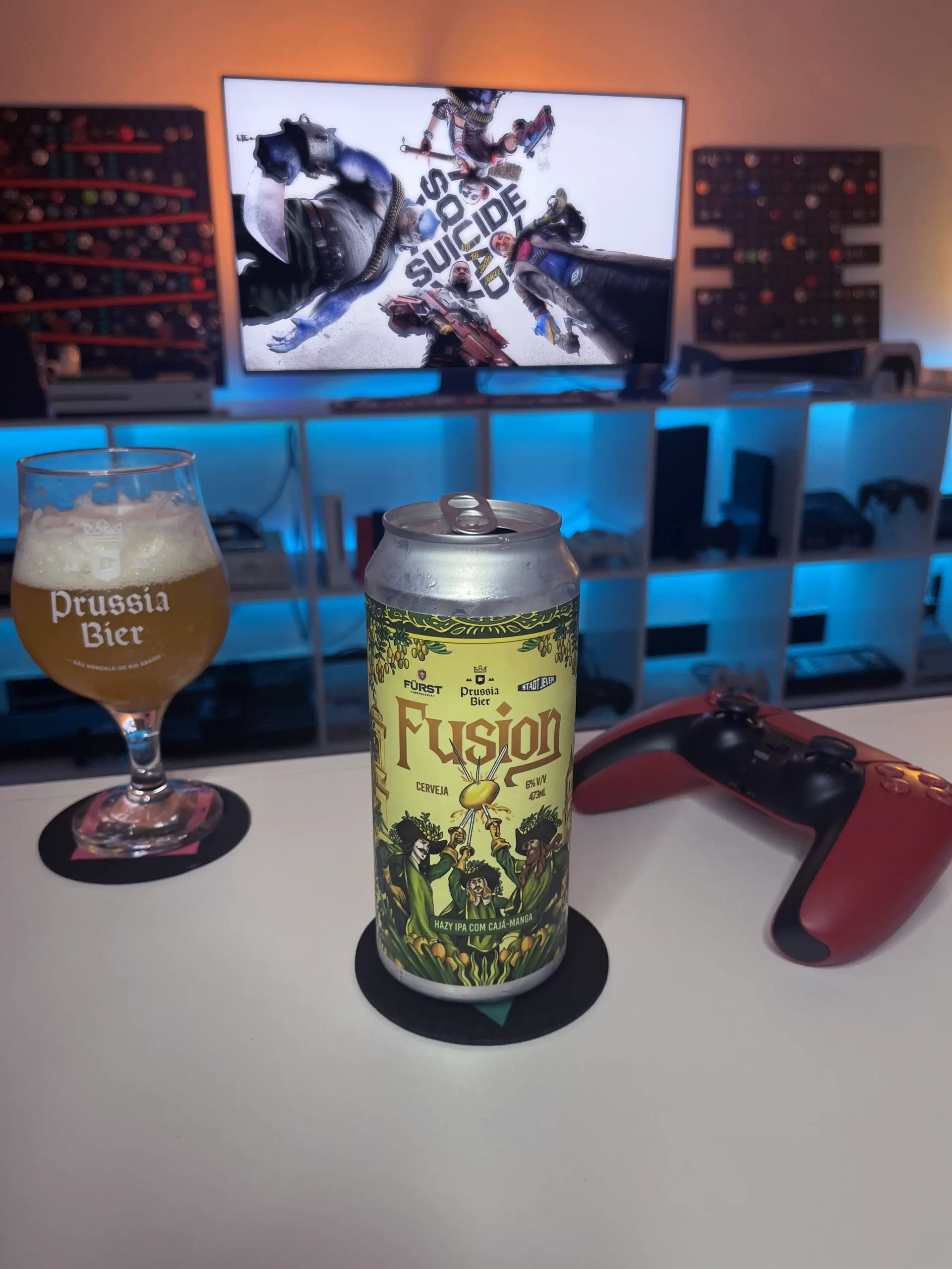 A Fusion Hazy IPA com Cajá-Manga da Prussia Bier com Esquadrão Suicida