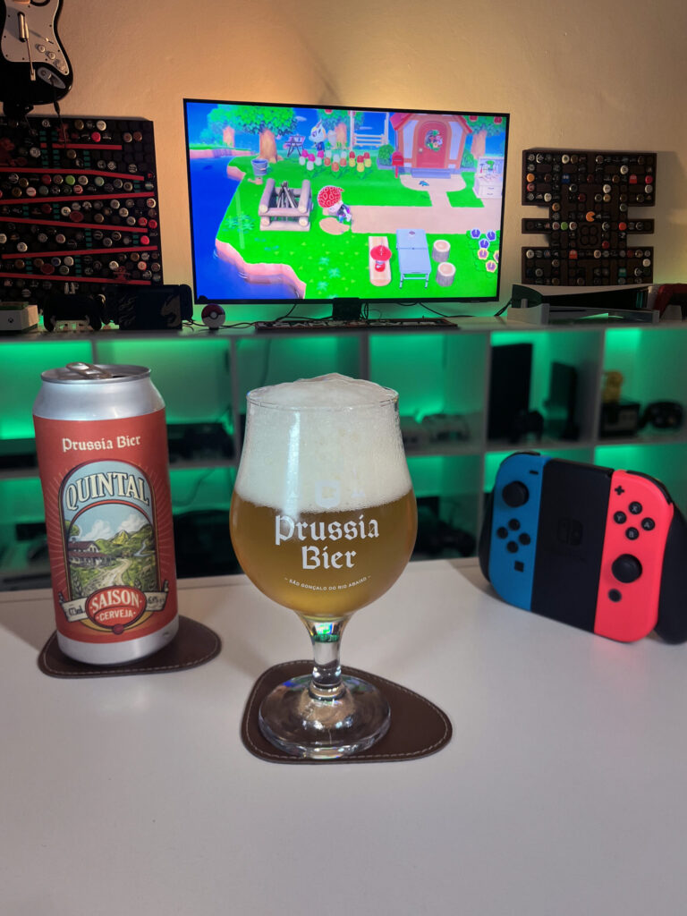Cerveja Quintal da Prussia Bier ao lado de Animal Crossing New Horizons