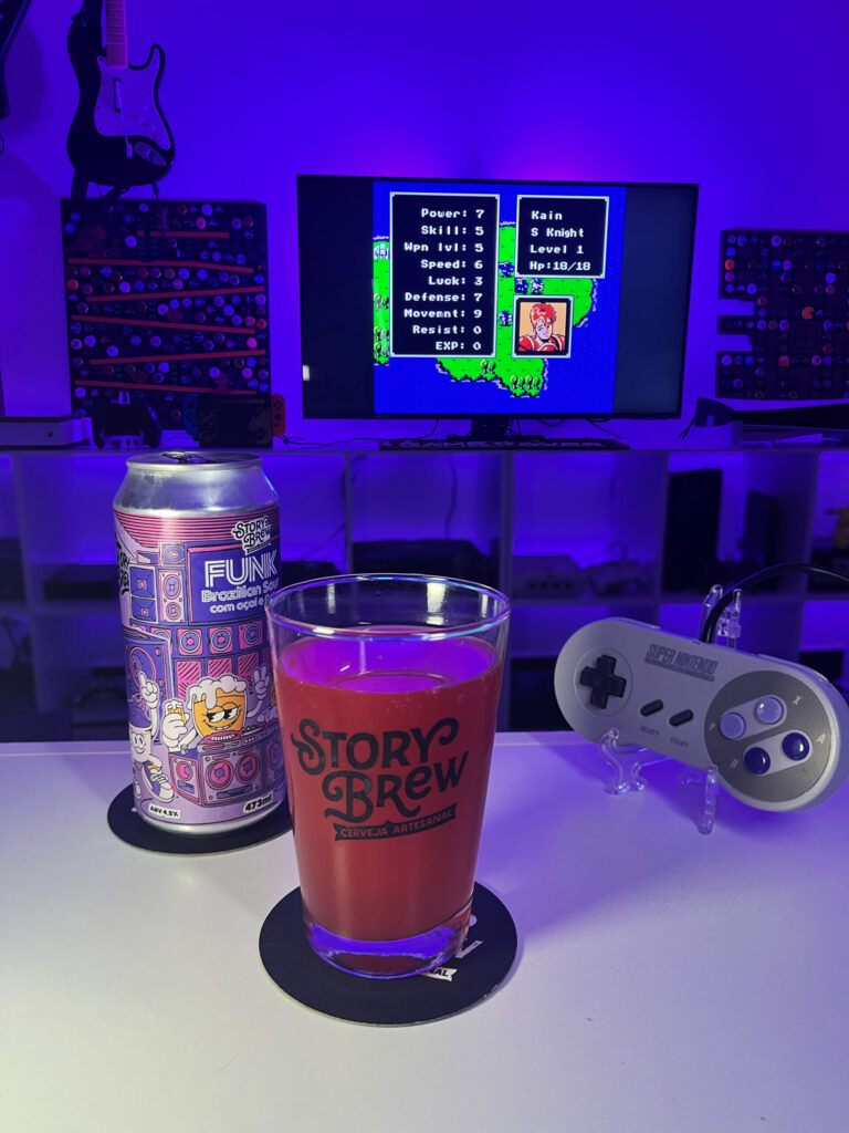 Cerveja Brazilian Sour vermelha intensa ao lado de Fire Emblem no Super Nintendo.