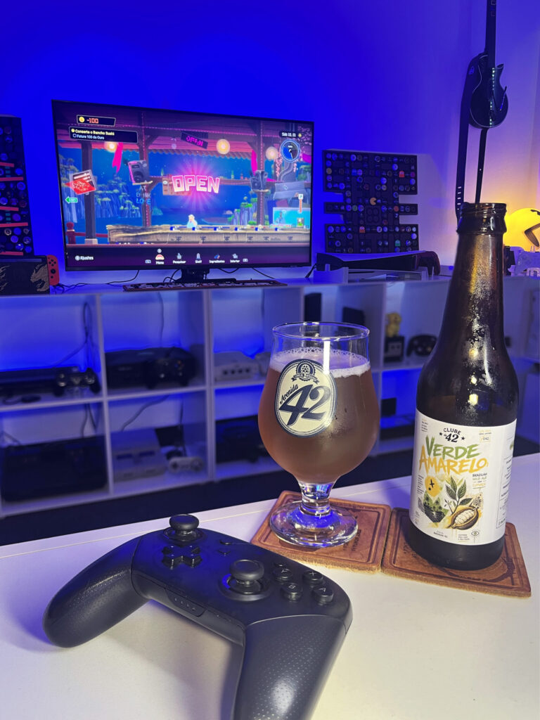 Wild Ale Verde Amarelo do Clube da 42 ao lado de Dave the Diver no Nintendo Switch.