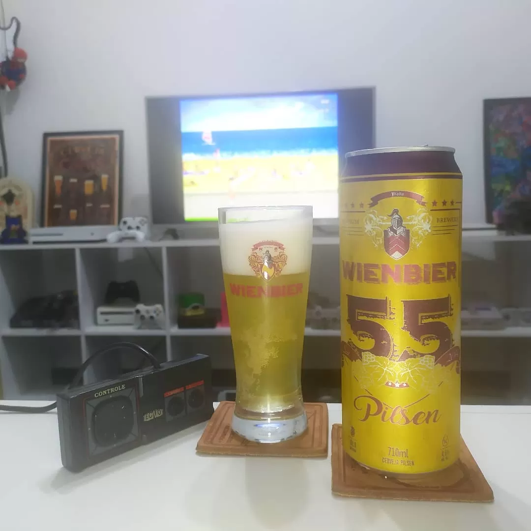 Jogando Jogos de Verão do Master System e curtindo a Pilsen da Wienbier a 55