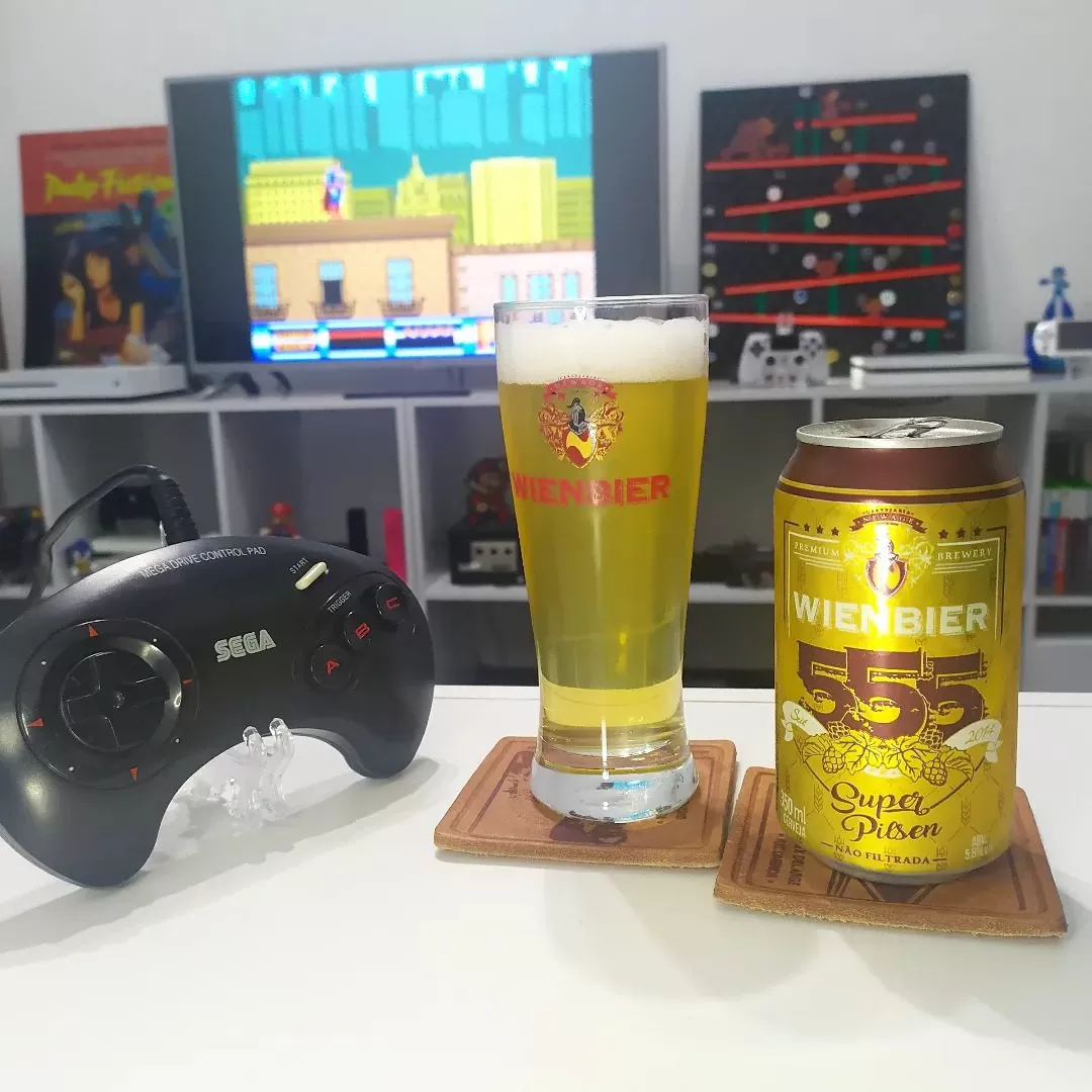 A Super Pilsen com o Superman do Mega Drive