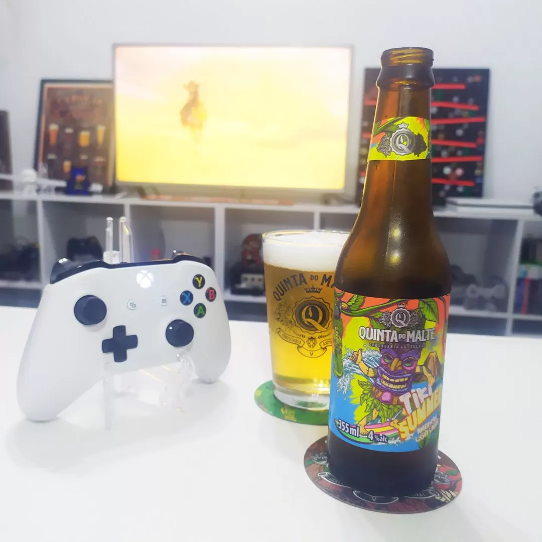 Provando a American Light Lager da Quinta do Malte com Assassin's Creed Origins