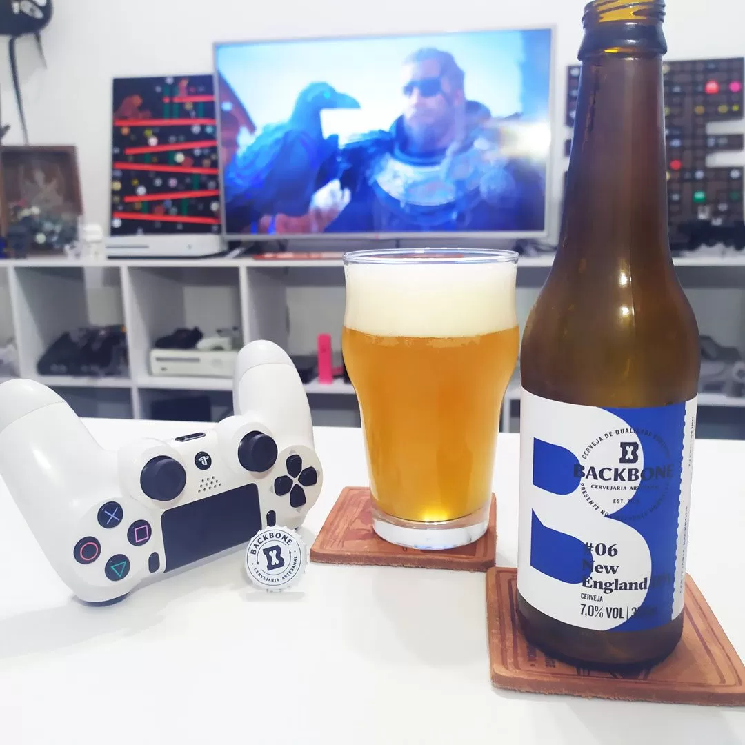 Forgotten Saga de Assassin's Creed Valhalla com a New England IPA da Backbone