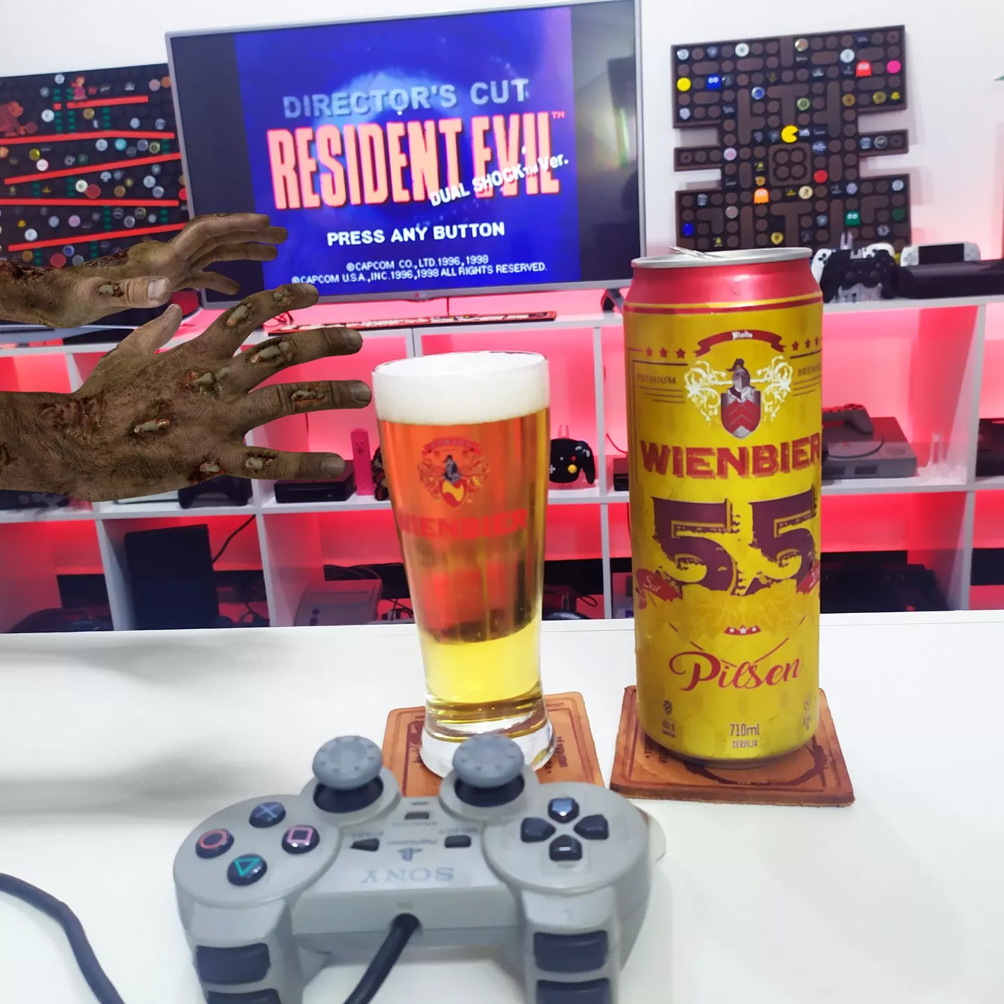 Halloween, Resident Evil 1 no Playstation e provando a Pilsen da Wienbier